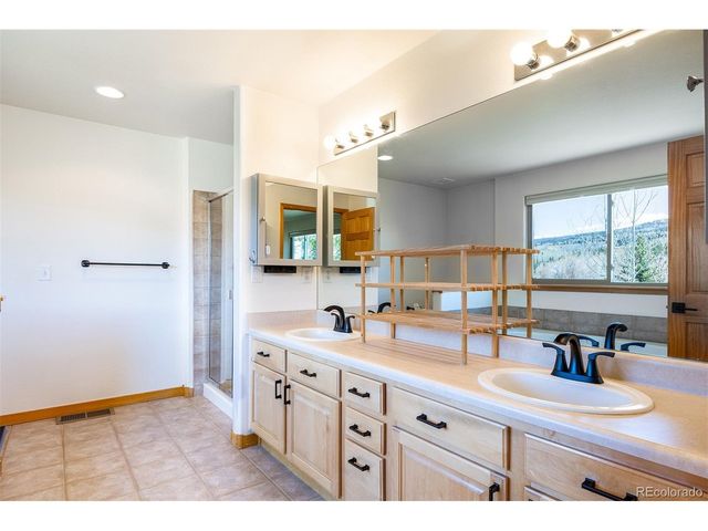 170 Allegra Dr 170, Silverthorne, CO 80498