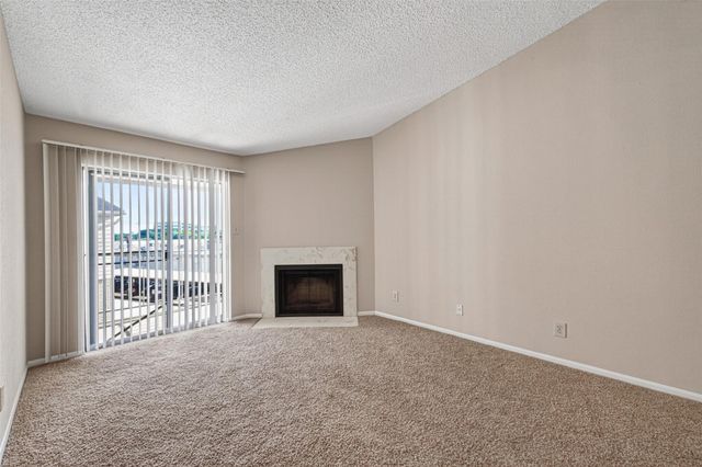12550 Whittington Drive 610, Houston, TX 77077