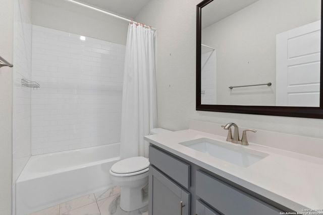 5843 Whitby Rd Unit 40, San Antonio, TX 78240