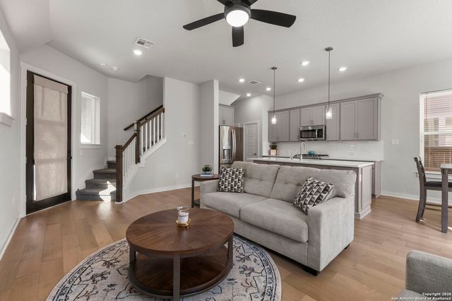 5843 Whitby Rd Unit 40, San Antonio, TX 78240