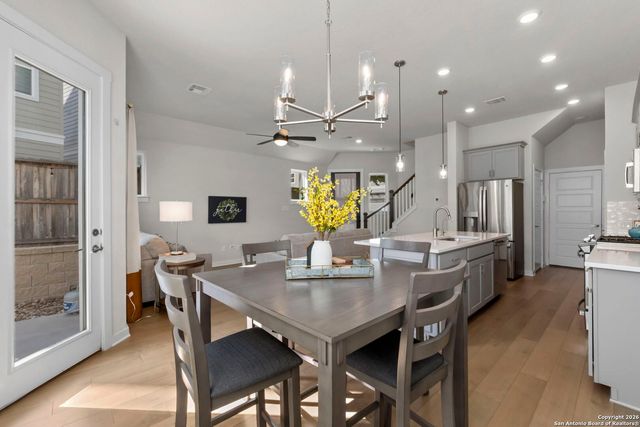 5843 Whitby Rd Unit 40, San Antonio, TX 78240