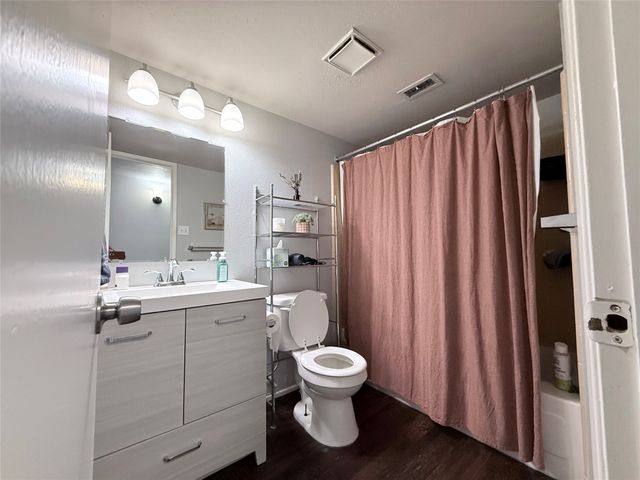 5229 Goodman Drive, The Colony, TX 75056