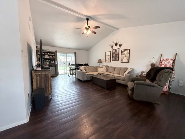 5229 Goodman Drive, The Colony, TX 75056
