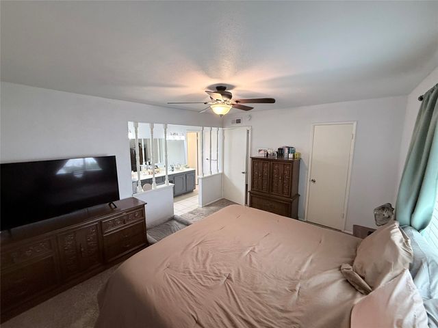 5229 Goodman Drive, The Colony, TX 75056