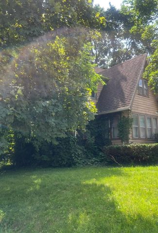 2214 Iroquois Avenue, Flint, MI 48503