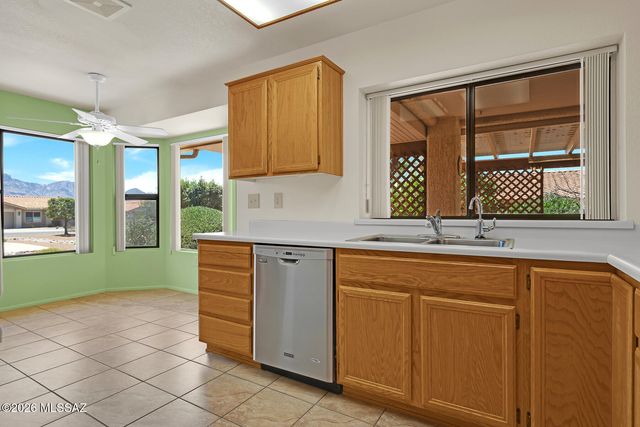 14501 N Del Webb Boulevard, Oro Valley, AZ 85755