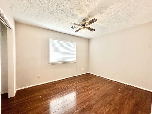 1502 Sheffield Drive, Missouri City, TX 77459