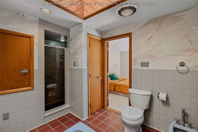 6830 Legg Fork Road, Charleston, WV 25320