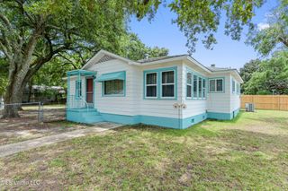 835 Woodward Avenue, Gulfport, MS 39501
