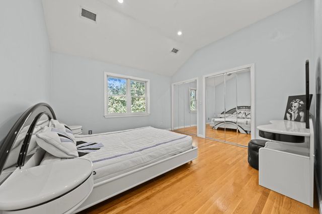 18 Surrey Road, Winchester, MA 01890
