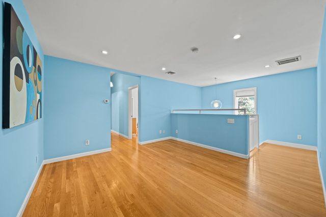 18 Surrey Road, Winchester, MA 01890