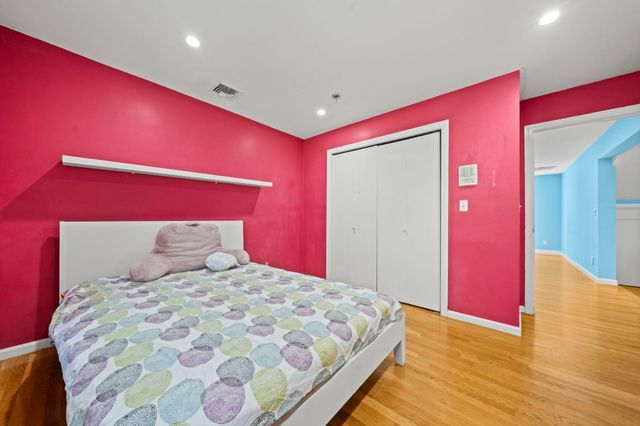 18 Surrey Road, Winchester, MA 01890