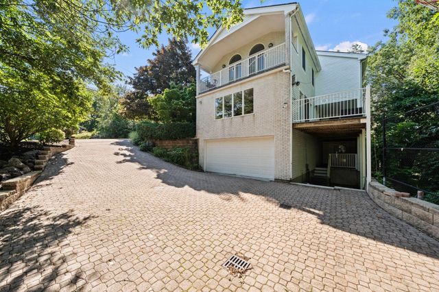 18 Surrey Road, Winchester, MA 01890