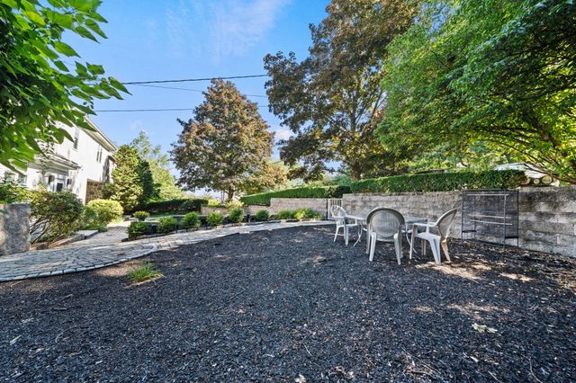18 Surrey Road, Winchester, MA 01890