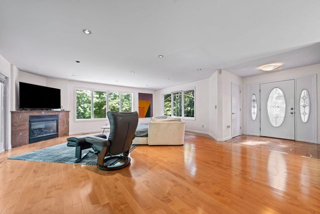 18 Surrey Road, Winchester, MA 01890