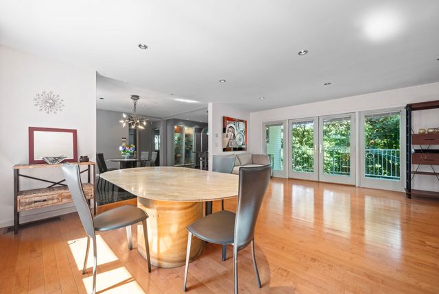 18 Surrey Road, Winchester, MA 01890