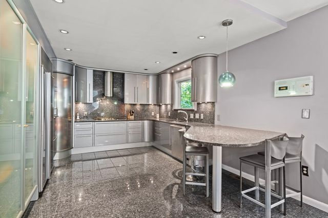 18 Surrey Road, Winchester, MA 01890