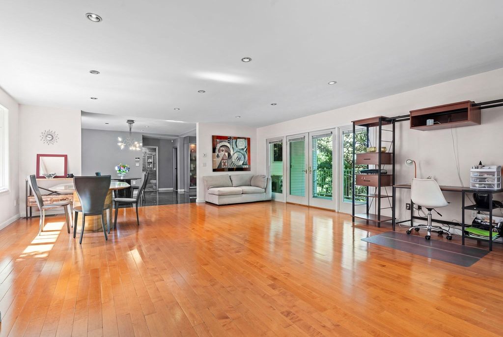 18 Surrey Road, Winchester, MA 01890