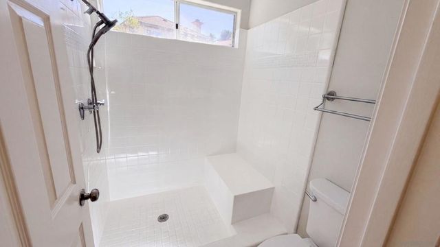 1827 Corte Amarillo, Oceanside, CA 92056