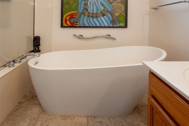 1 Periwinkle, Santa Fe, NM 87507