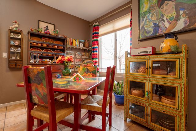 1 Periwinkle, Santa Fe, NM 87507