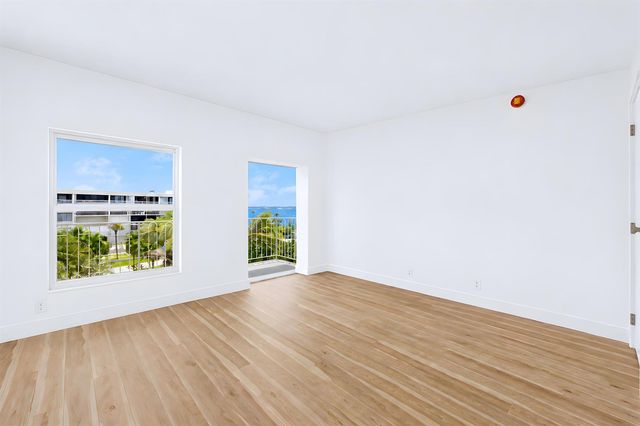 3230 S Ocean Boulevard E-410, Palm Beach, FL 33480