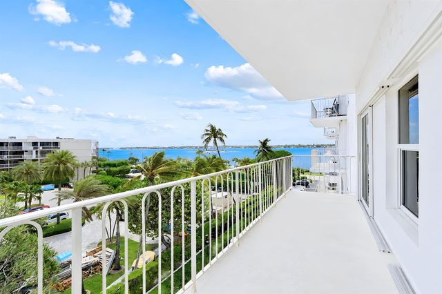 3230 S Ocean Boulevard E-410, Palm Beach, FL 33480