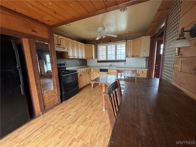 36 South New York Street, Lockport City, NY 14094