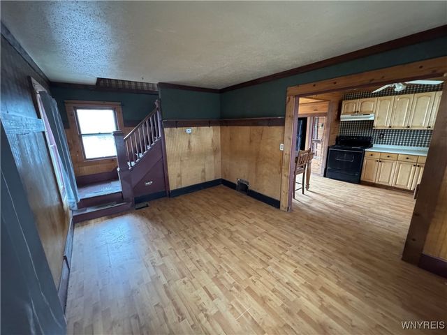 36 South New York Street, Lockport City, NY 14094