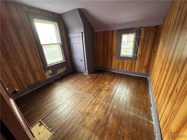 36 South New York Street, Lockport City, NY 14094