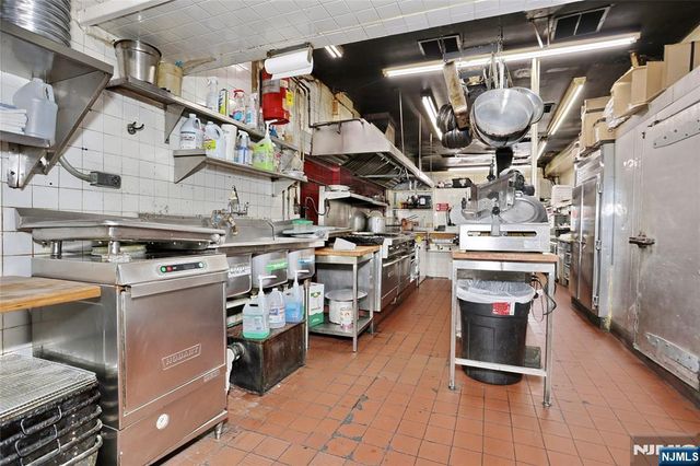279-281 Main Street, New Milford, NJ 07646