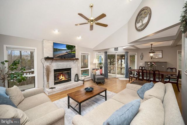 2005 LAKEVIEW PKWY, Locust Grove, VA 22508