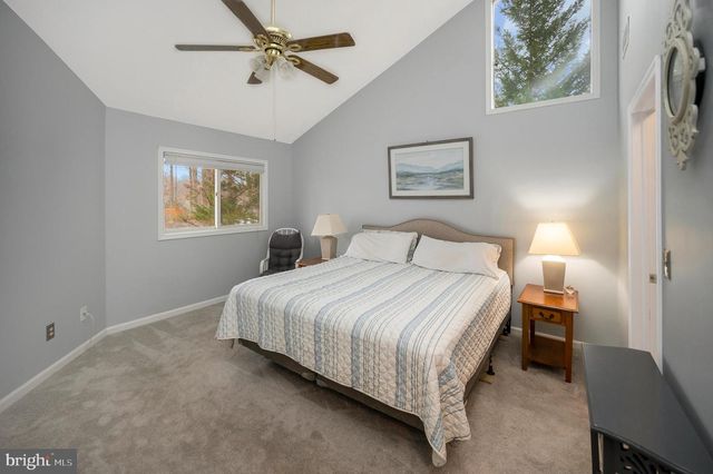 2005 LAKEVIEW PKWY, Locust Grove, VA 22508