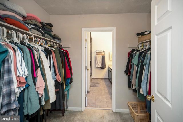 2005 LAKEVIEW PKWY, Locust Grove, VA 22508