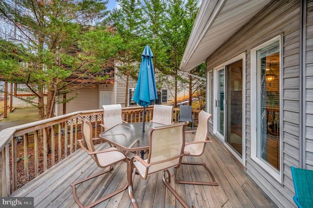 2005 LAKEVIEW PKWY, Locust Grove, VA 22508