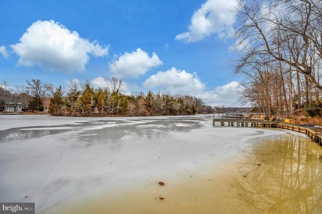 2005 LAKEVIEW PKWY, Locust Grove, VA 22508