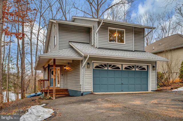 2005 LAKEVIEW PKWY, Locust Grove, VA 22508