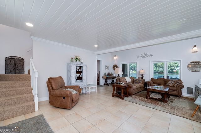 253 Scout Island Road, Jackson, GA 30233