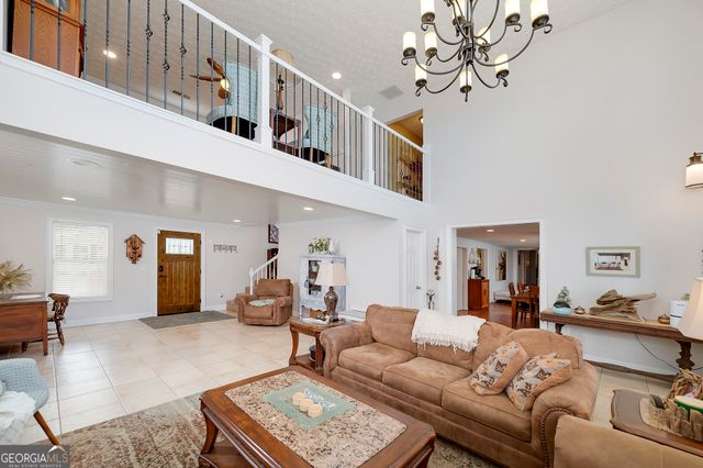 253 Scout Island Road, Jackson, GA 30233