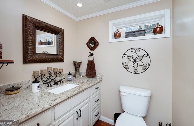 253 Scout Island Road, Jackson, GA 30233