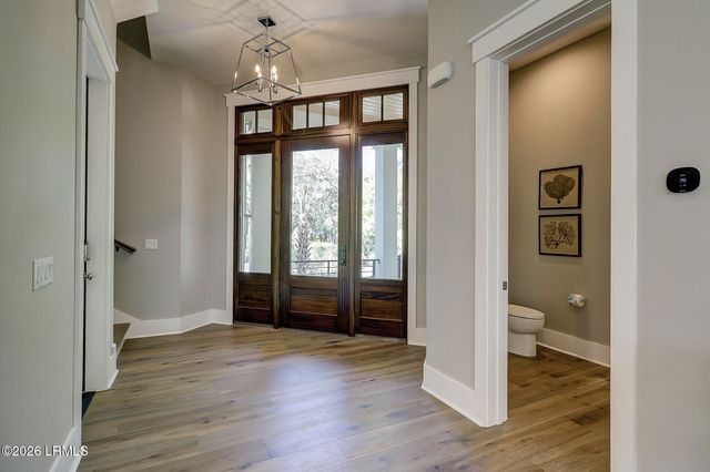 10 Bald Eagle Road, Hilton Head Island, SC 29928
