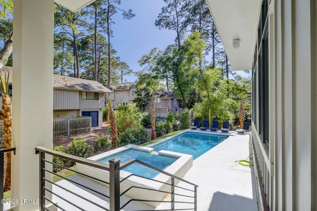 10 Bald Eagle Road, Hilton Head Island, SC 29928