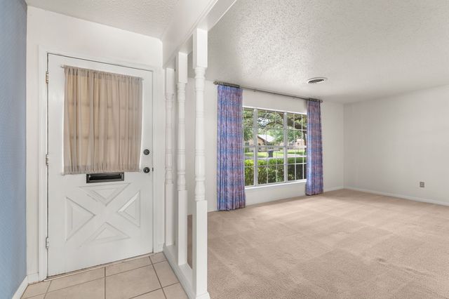 4907 Lake Englewood Drive, Waco, TX 76710