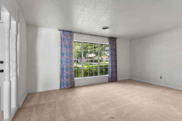 4907 Lake Englewood Drive, Waco, TX 76710