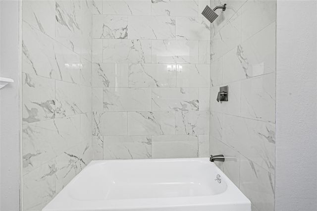 7410 Woodoak Drive, Houston, TX 77040