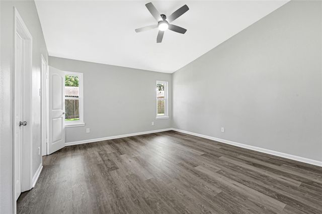 7410 Woodoak Drive, Houston, TX 77040