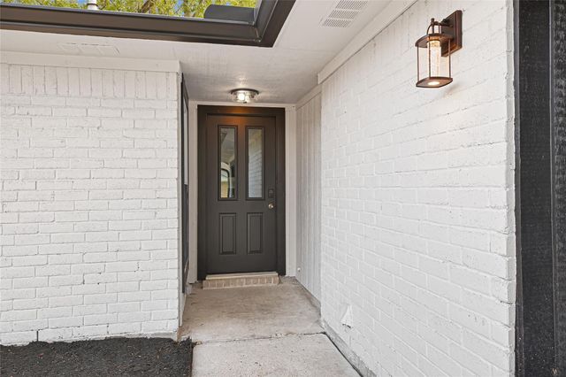 7410 Woodoak Drive, Houston, TX 77040