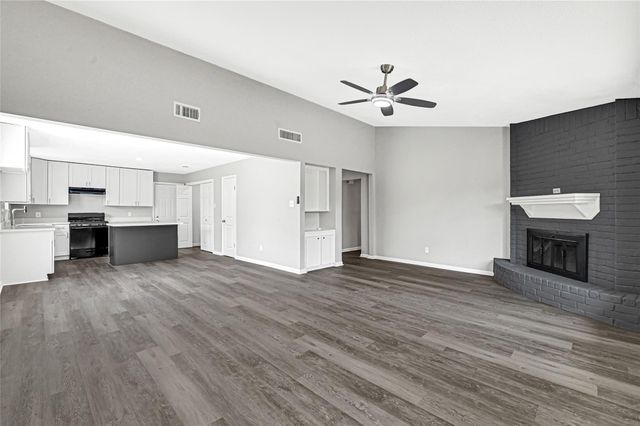 7410 Woodoak Drive, Houston, TX 77040