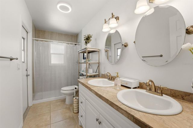 256 MARK TWAIN LANE, Rotonda West, FL 33947