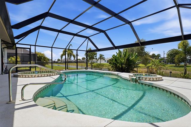 256 MARK TWAIN LANE, Rotonda West, FL 33947